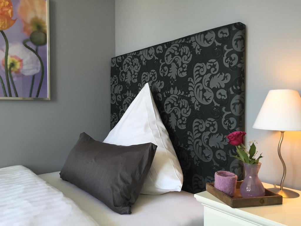 Hotel Heddernheimer Hof Φραγκφούρτη Εξωτερικό φωτογραφία