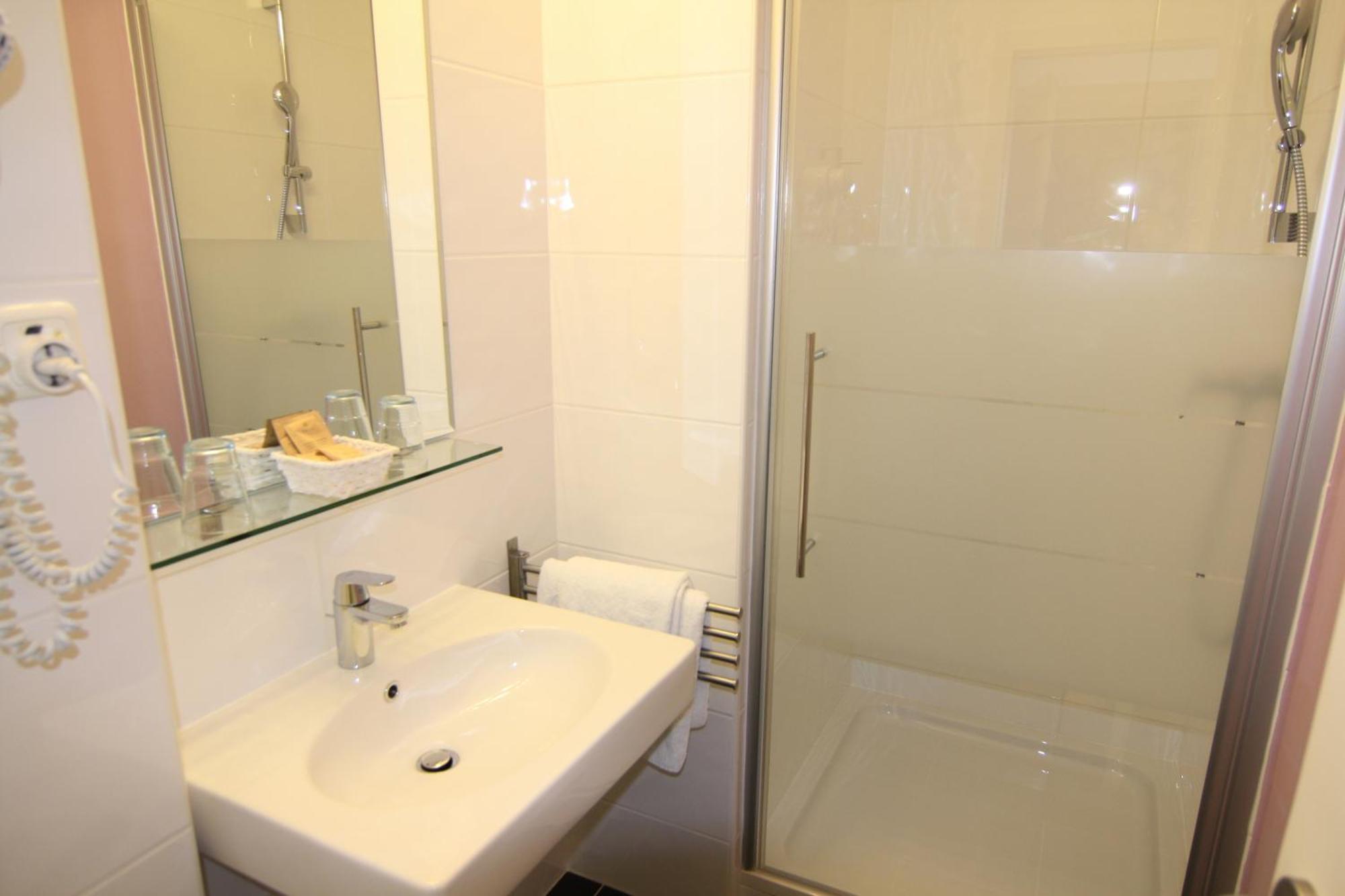 Hotel Heddernheimer Hof Φραγκφούρτη Εξωτερικό φωτογραφία