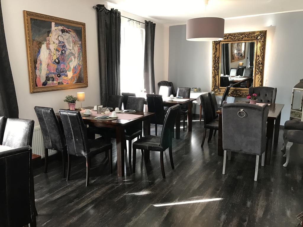 Hotel Heddernheimer Hof Φραγκφούρτη Εξωτερικό φωτογραφία